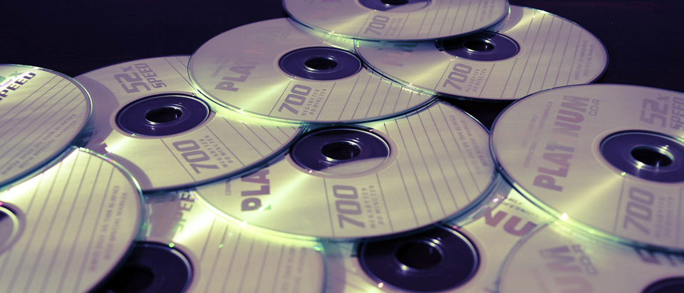 面倒なCD DVDの大量ダビングは専門業者にお任せ